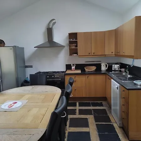 Granny Cottage. Дом отдыха Marchin
